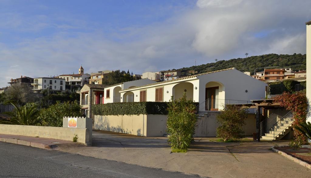 Gf Apartments La Vigna Badesi Exterior foto