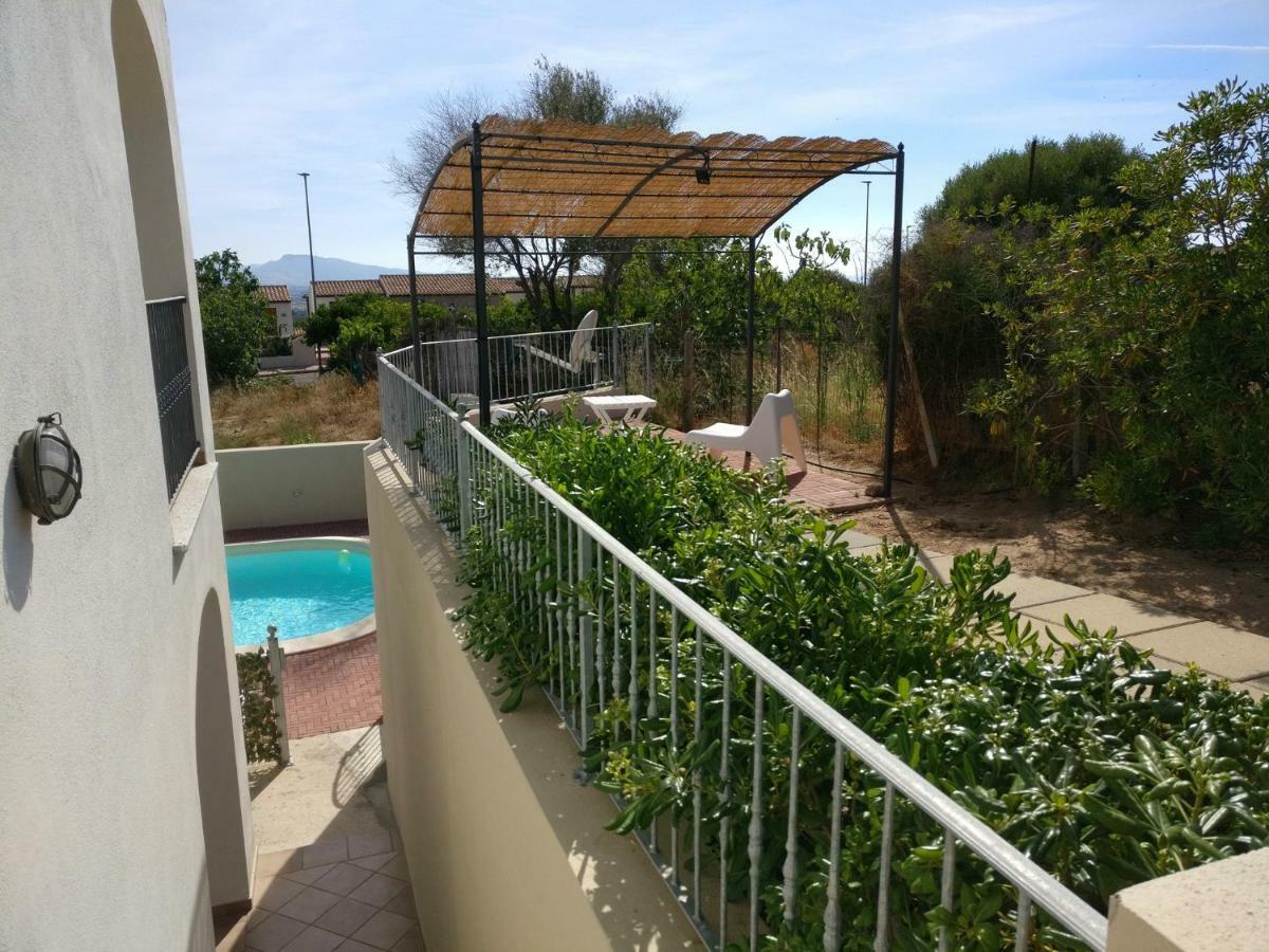 Gf Apartments La Vigna Badesi Exterior foto